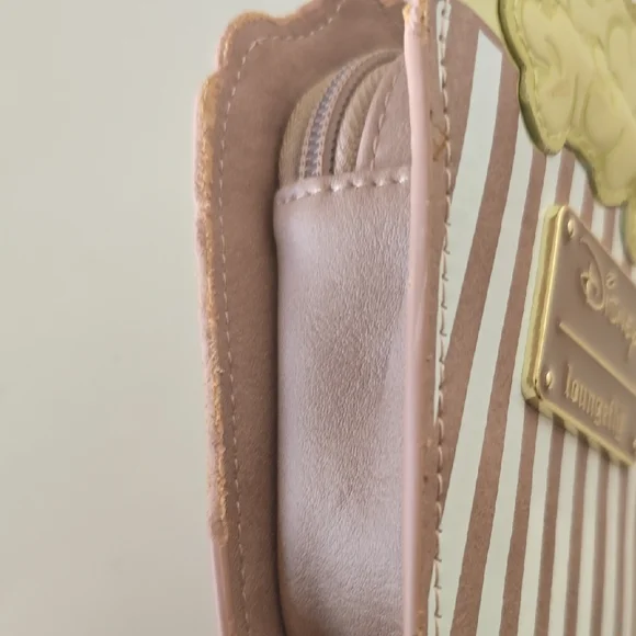 Disney Loungefly Dumbo Popcorn Bucket Keychain Coin Pouch - Picture 8 of 8